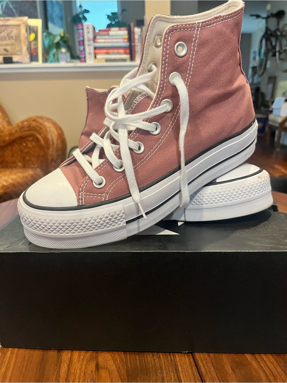Platform Converse